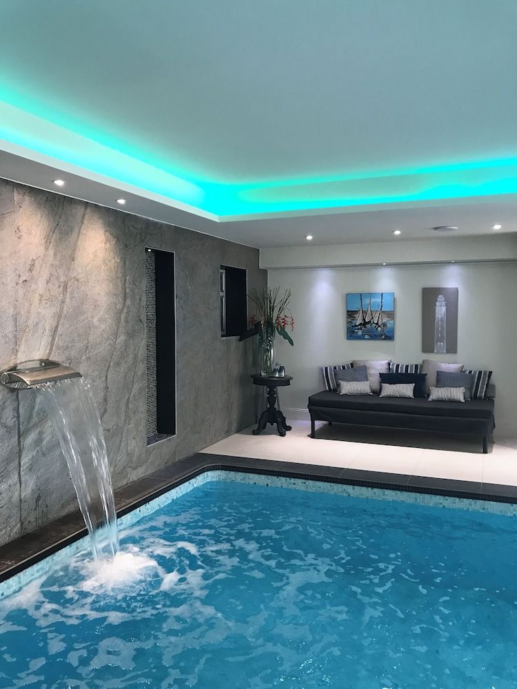 Les Criquets Hôtel & Spa.