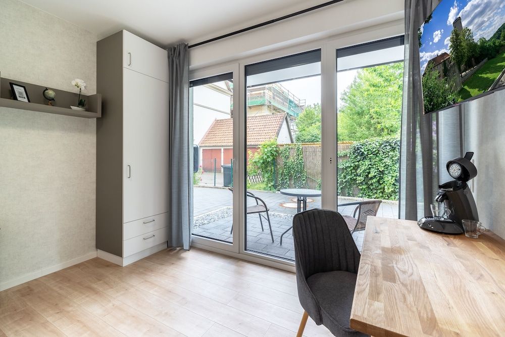 SmartLiving Boardinghouse- 24h Check In.