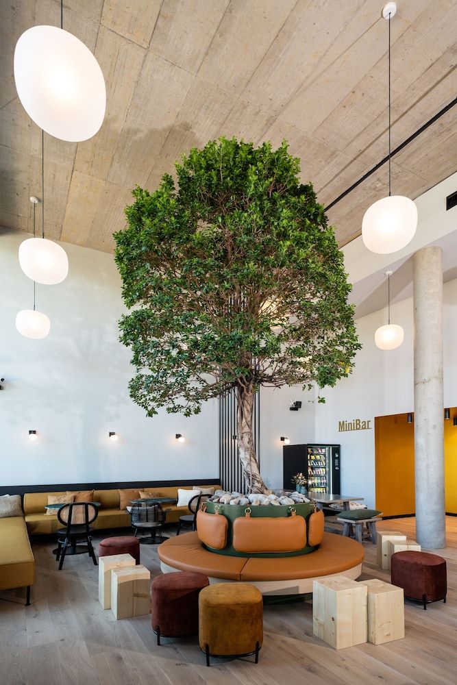 Black F Tower - Serviced Apartments.