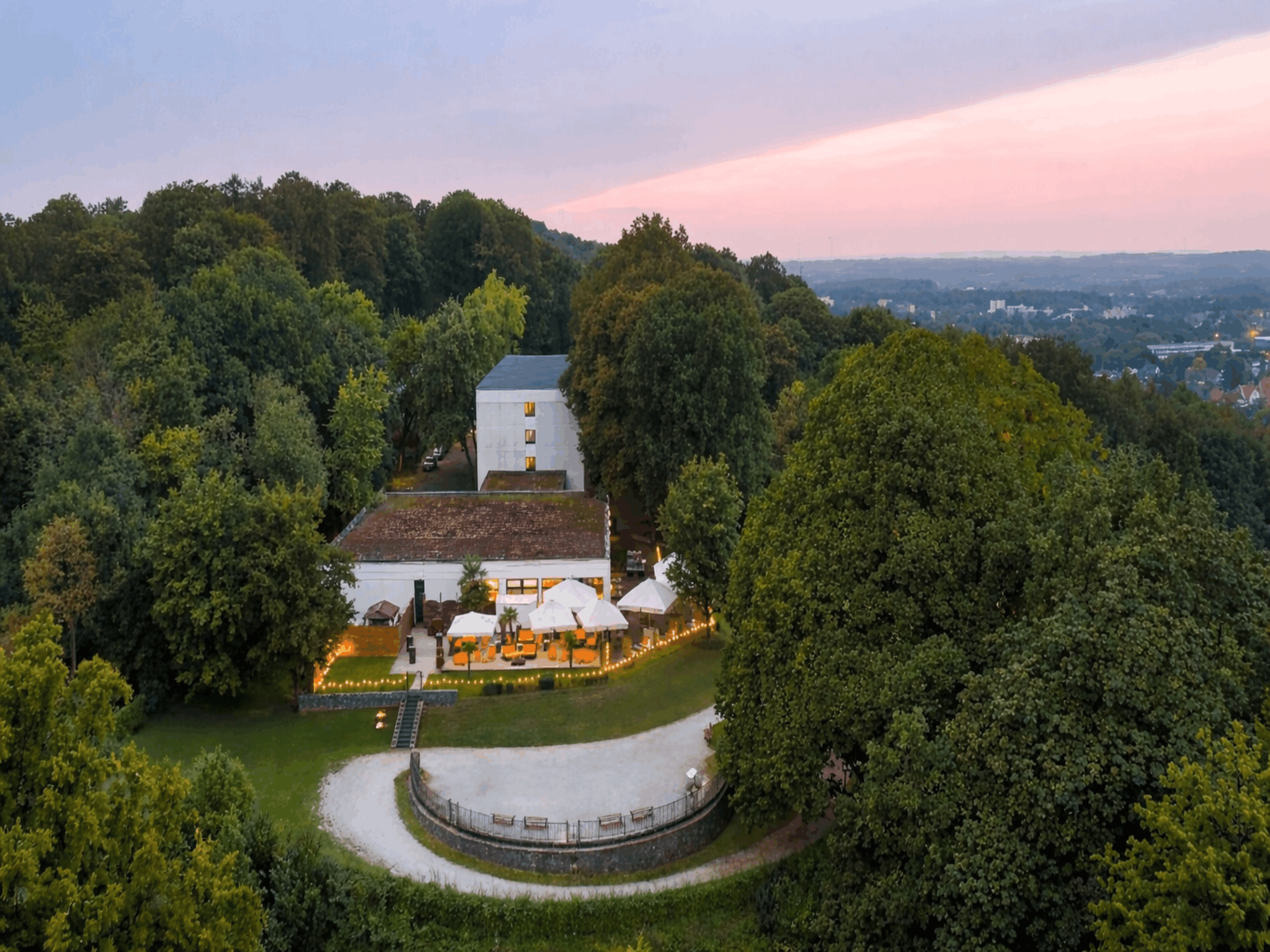 Sunday Hotel Bielefeld Johannisberg.