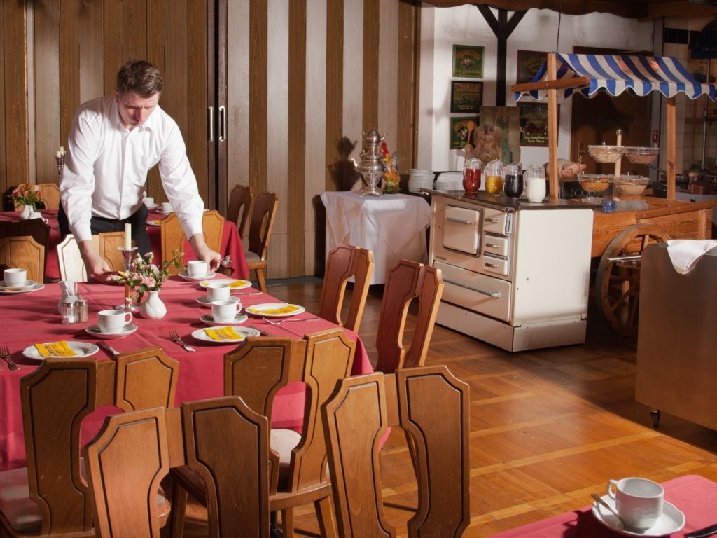 Hotel Gremersdorf - Zum Grünen Jäger.