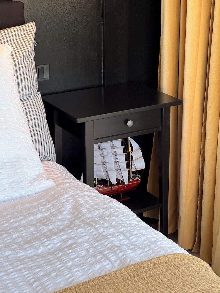 Seaside Retreat & Hotel.