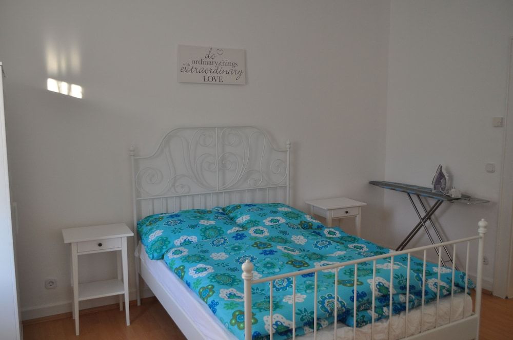 White House Deluxe Castrop Rauxel.