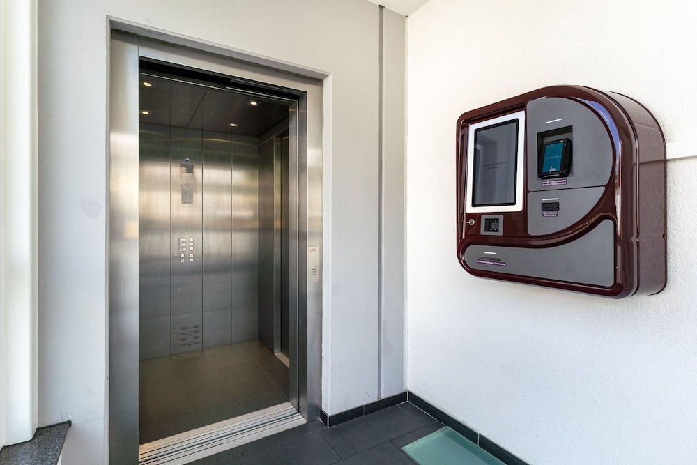 Bella Fino Hotel & Suites.