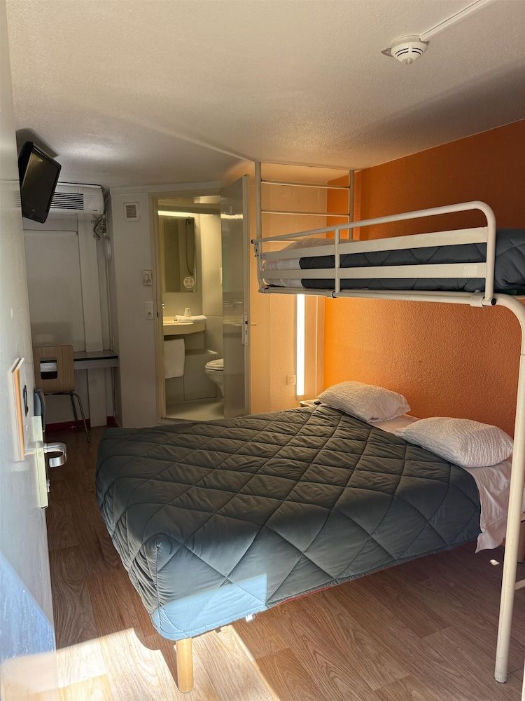 Premiere Classe Saint Etienne Nord - Villars.