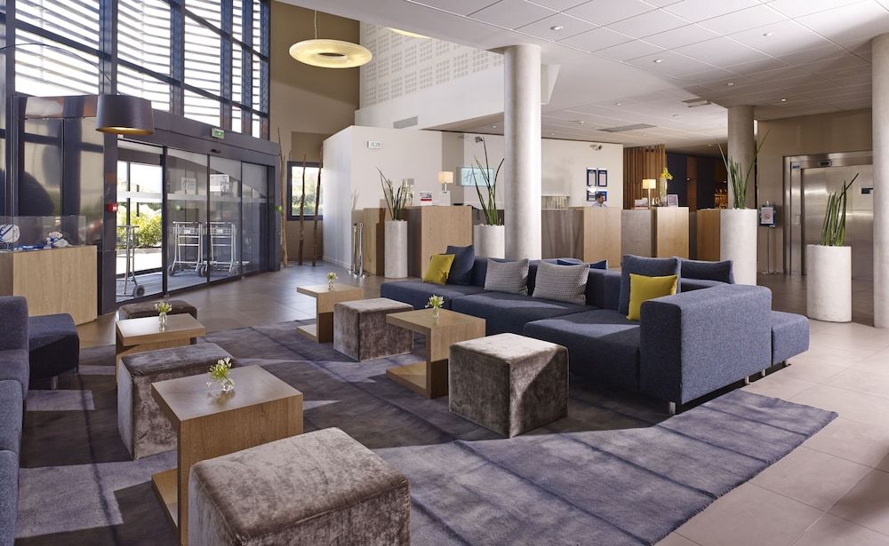Holiday Inn Express Toulouse Airport by IHG.