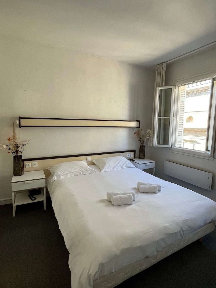 Hotel des Grands Hommes - Bordeaux Centre.