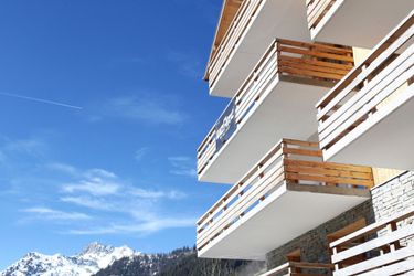 4-persoons bungalow Modern apartment with a dishwasher in authentic Vaujany