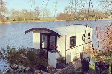 2-person Studio Houseboat