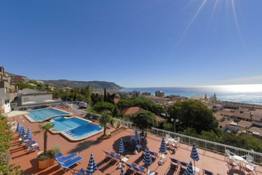 4-la personne bungalow Modern apartment with balcony with a beautiful sea view