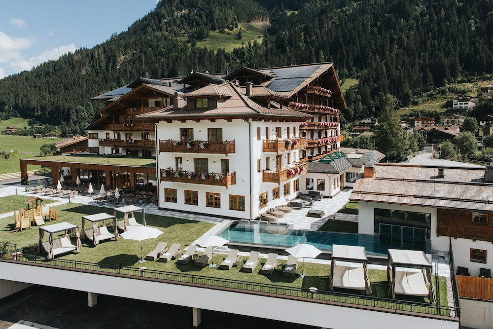 Hotel Tauernhof