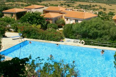 6-persoons bungalow Comfortable apartment with sea view and balcony or terrace