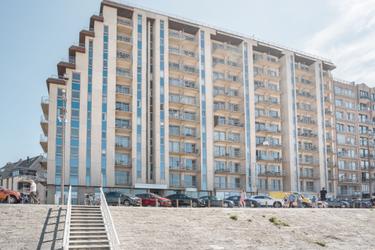2-persoons bungalow Comfortable studio in Blankenberge with a view over the city