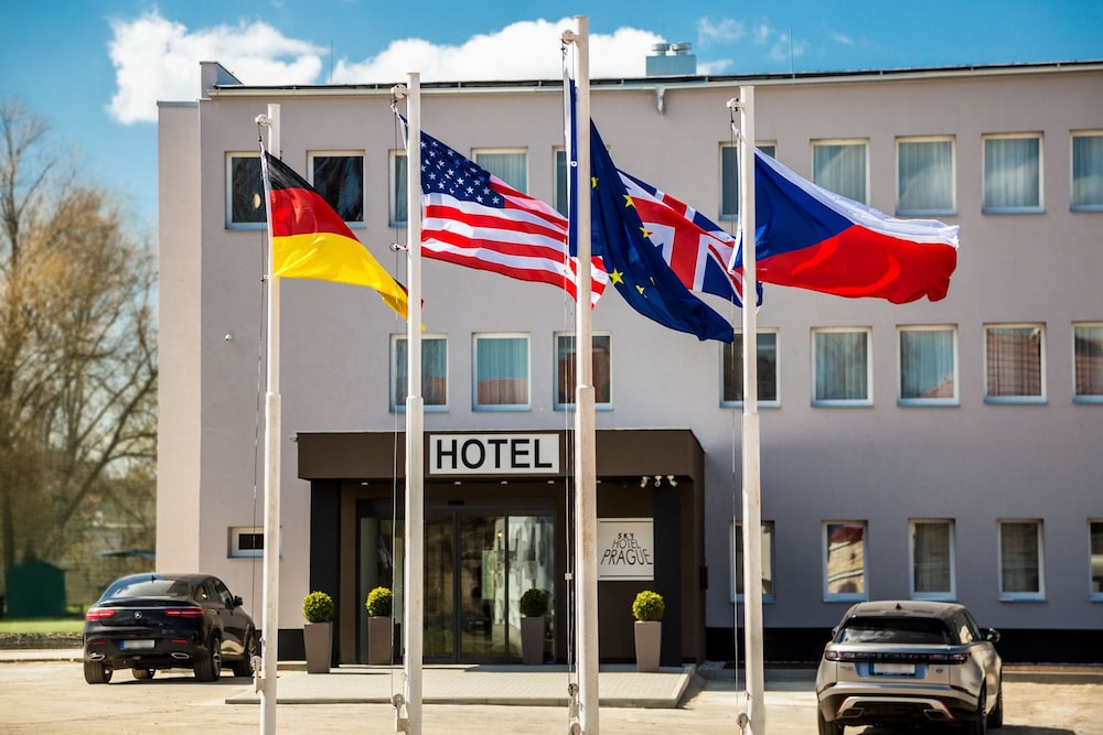 SKY Hotel Prague