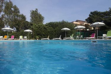 4-persoons bungalow Apartment with air conditioning 1 km. from a beautiful beach