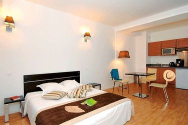 2-person apartment Beausoleil S2