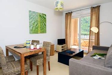 6-Personen Ferienwohnung Les Bains d'Avène