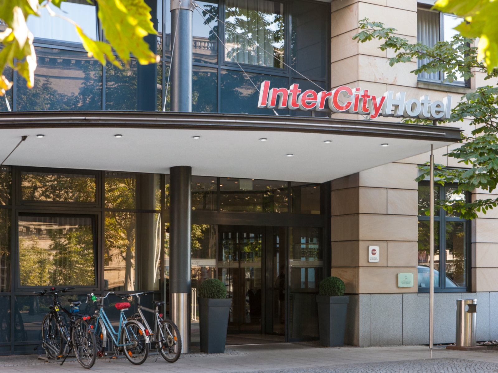 InterCityHotel Magdeburg <br/>68.89 ew <br/> <a href='http://vakantieoplossing.nl/outpage/?id=da72587fe63ee8789d7e7807f0df2027' target='_blank'>View Details</a>