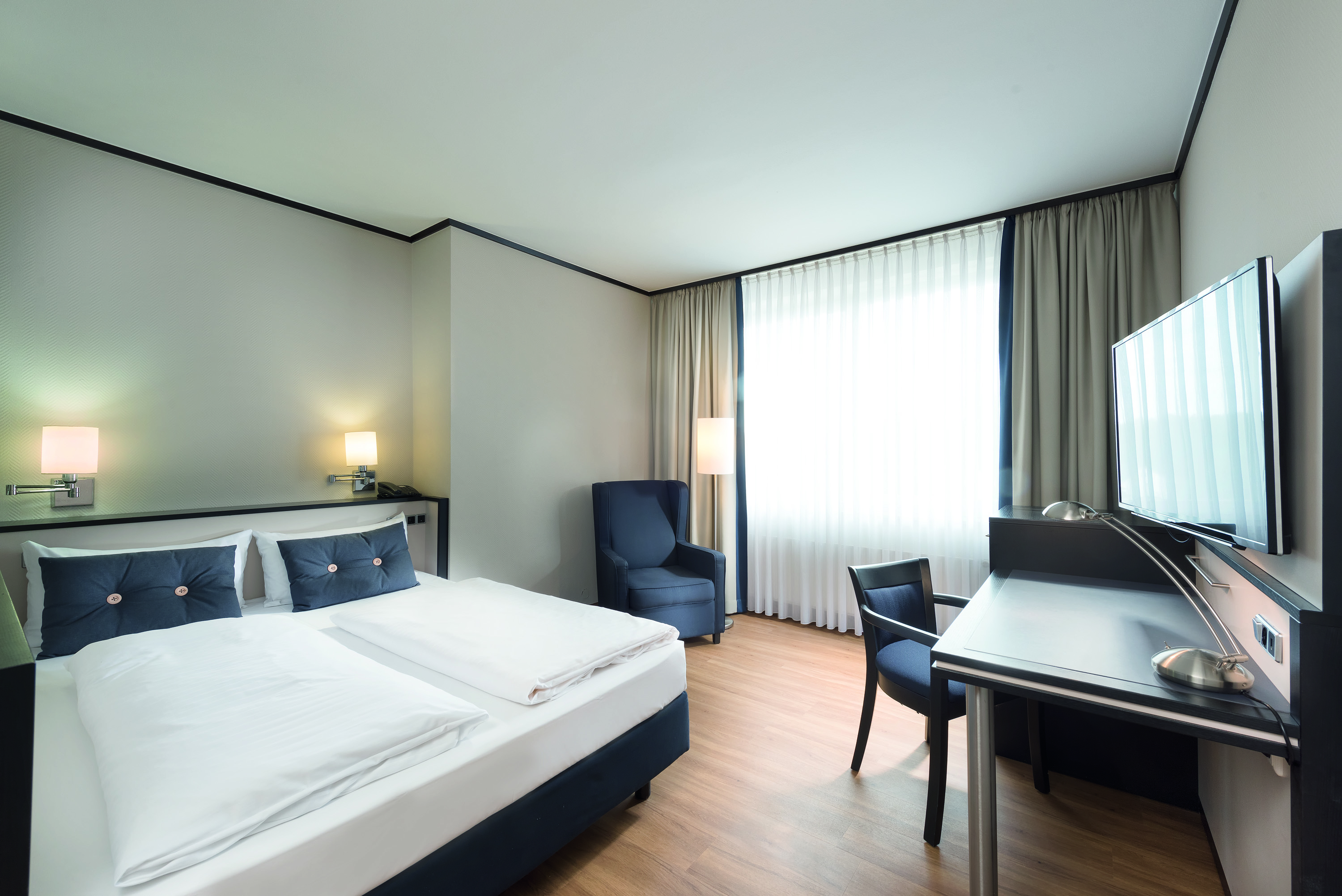 Seminaris Hotel Bad Honnef <br/>59.00 ew <br/> <a href='http://vakantieoplossing.nl/outpage/?id=483c4d28deb4684c22ecbd652abd79d4' target='_blank'>View Details</a>