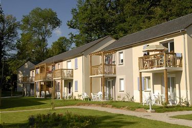6-person apartment (max 4 adults) Rignac Garden