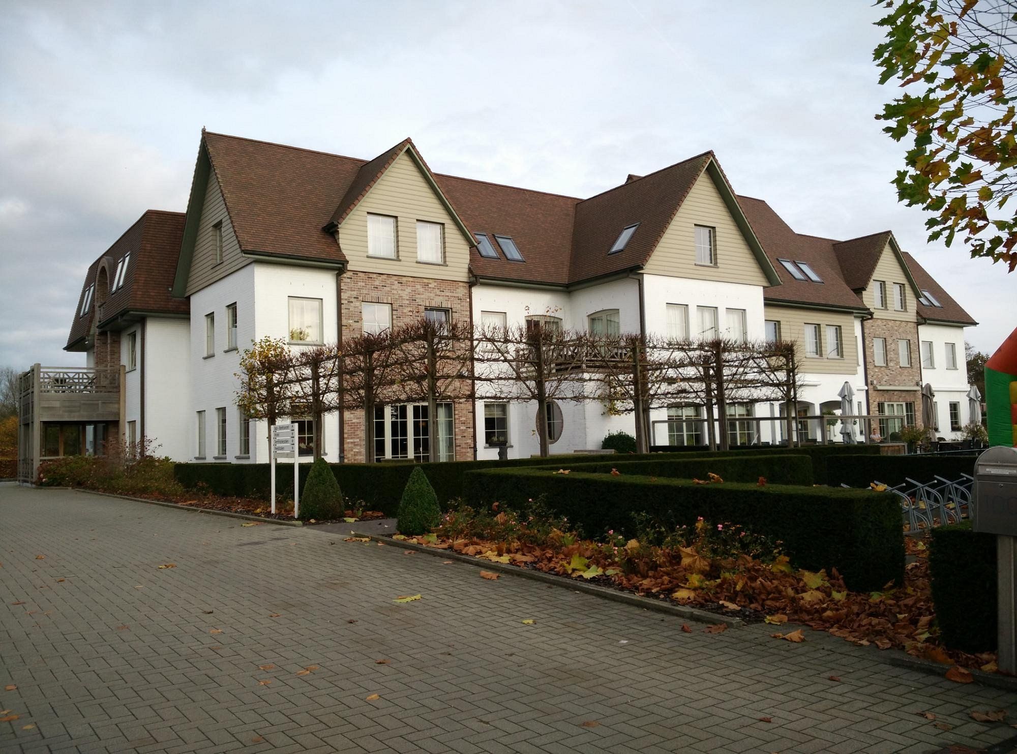 Biznis Hotel.