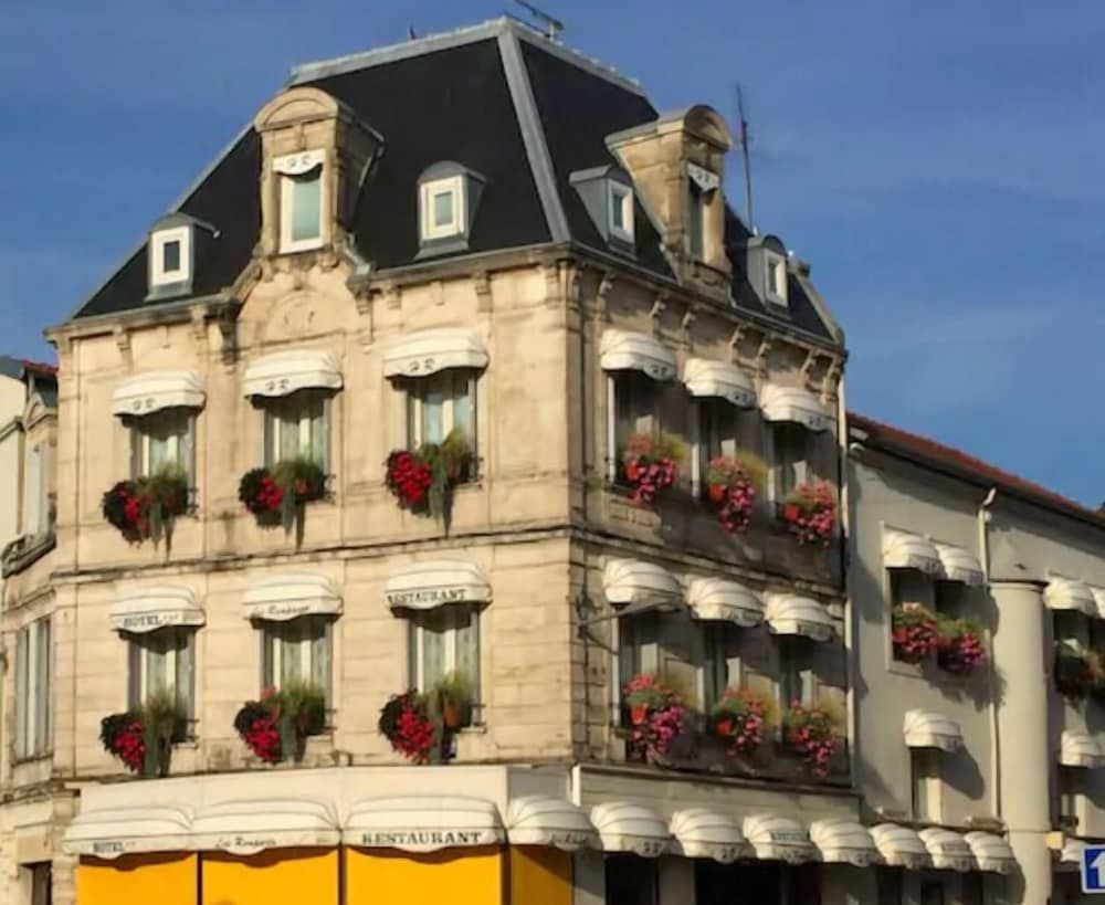 Hôtel Les Remparts