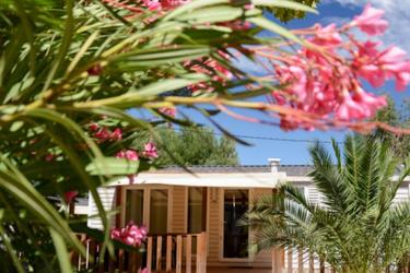8-persoons Stacaravan Cottage 6/8 Places 3 Bedrooms (Clim TV) (max 6 adults)