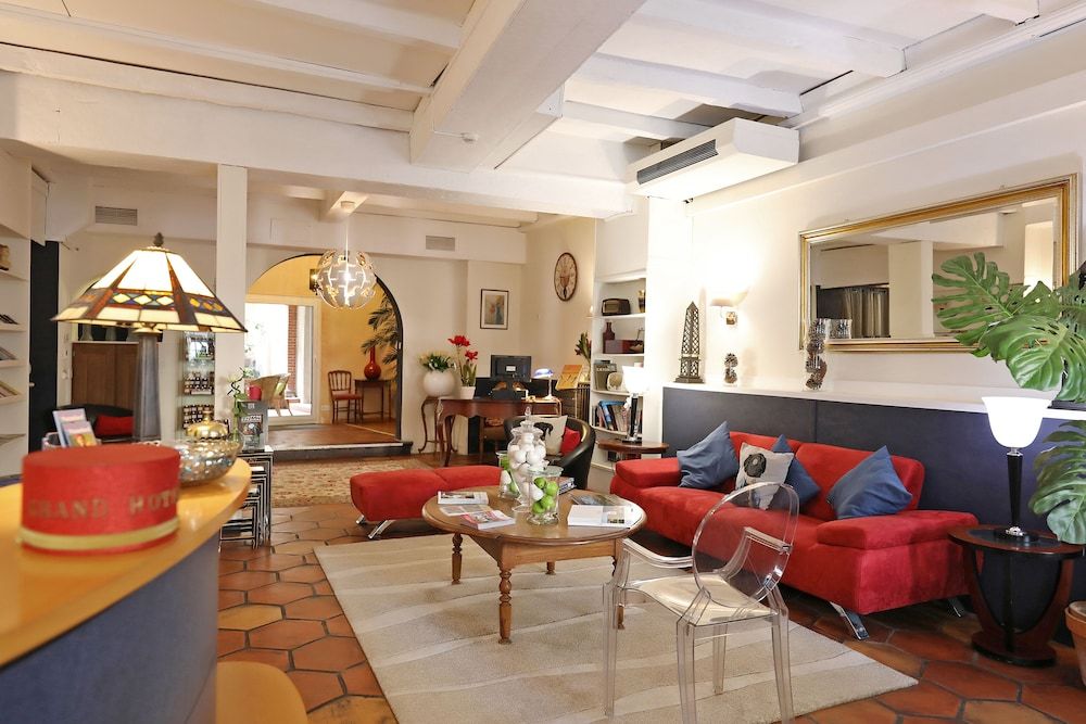 Hotel Les Pasteliers.