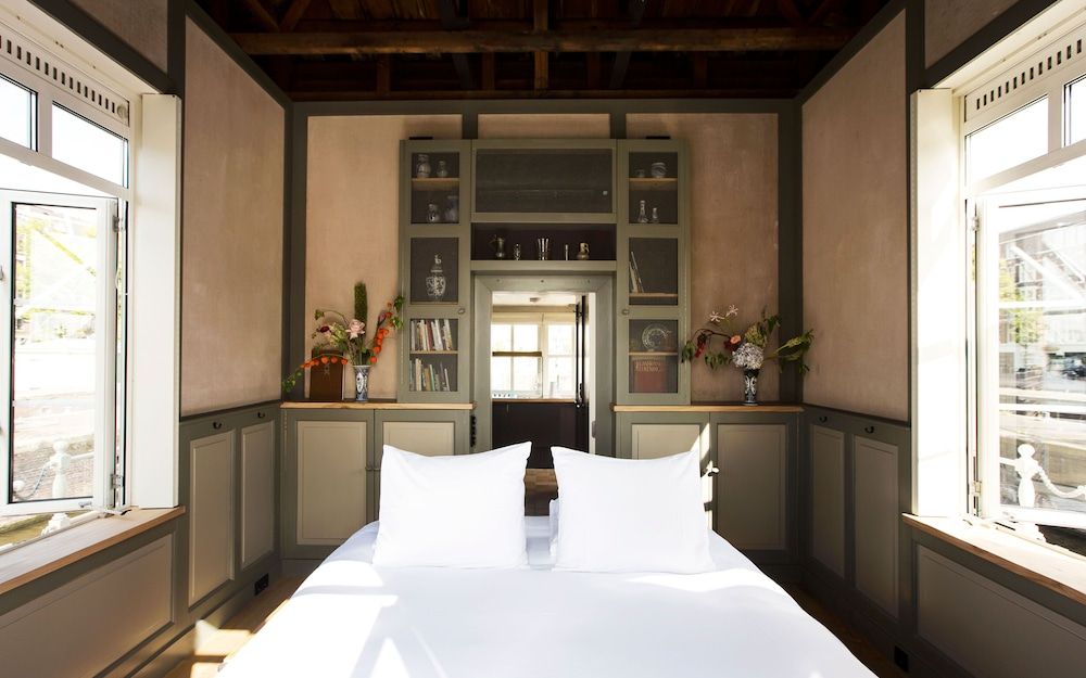 SWEETS - Amstelschutsluis