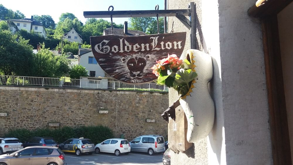 B&B Golden Lion.