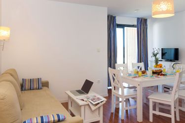 4-persoons bungalow Nicely maintained apartment near the historic Aigues-Mortes