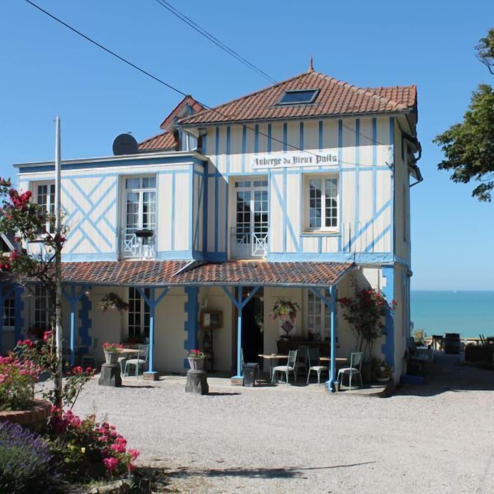 Auberge du vieux puits.