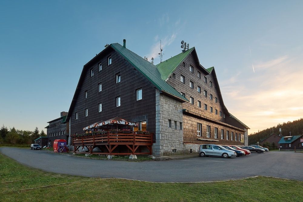 Hotel Červenohorské sedlo.