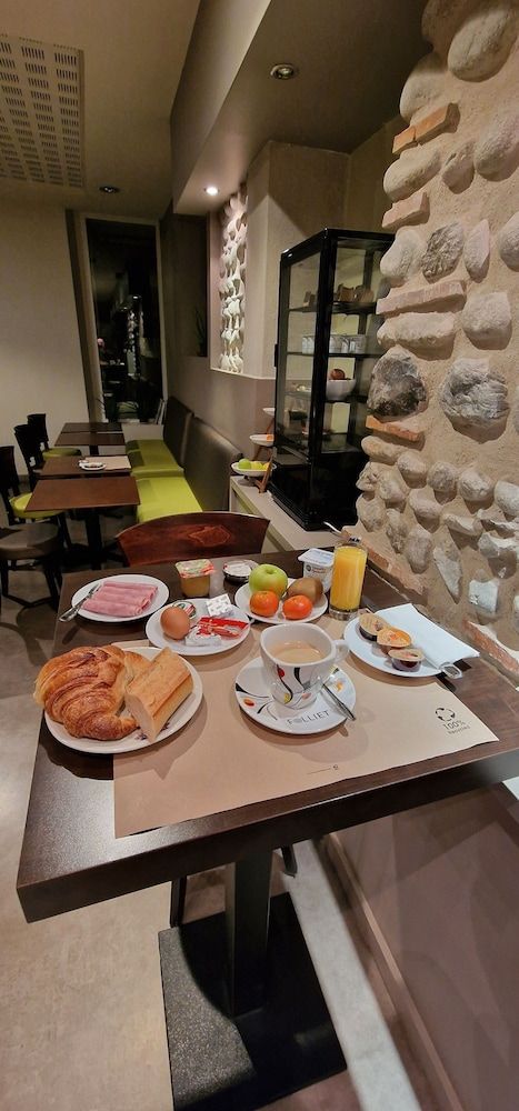 Citotel De La Marne.