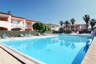 4-persoons bungalow Charming apartment with AC not far from the beautiful coast