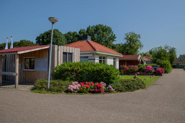 Villavakantiepark IJsselhof - FRONT