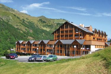 4-persoons bungalow Spacious apartment with a view near the slopes of Valloire