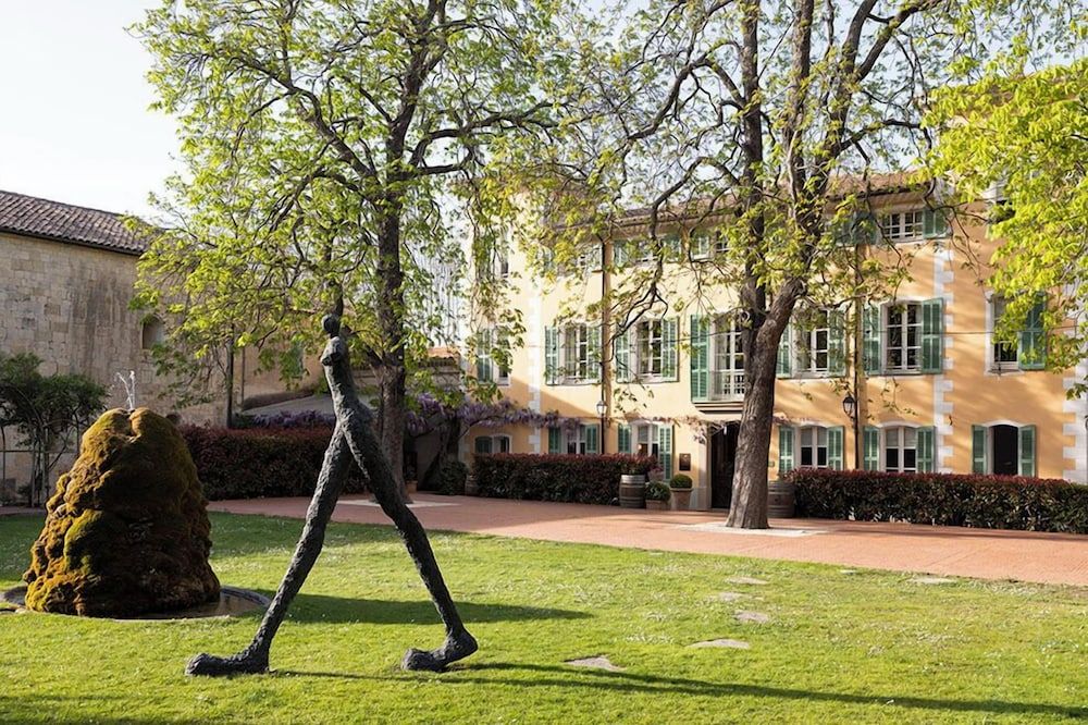 Hostellerie de l'Abbaye de La Celle.