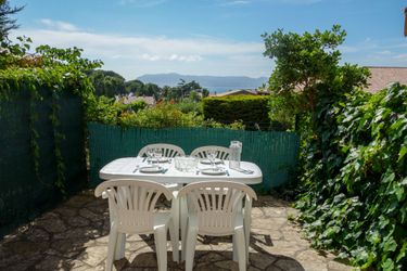 4-person apartment 4p Les Aigues Marines 2*