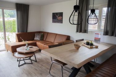 6-la personne Chalet Veluwe Villa met Grillhuis