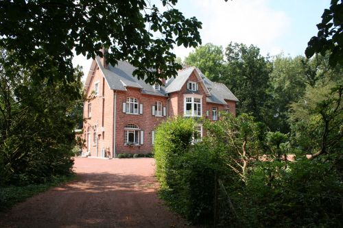Bed & Breakfast Domein Leegendael <br/>80.00 ew <br/> <a href='http://vakantieoplossing.nl/outpage/?id=f46a41c8b5fe9a660b9e67e0a5103388' target='_blank'>View Details</a>
