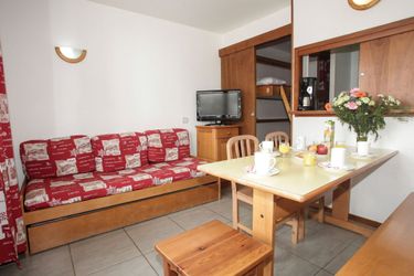 4-persoons bungalow Nice apartment in a modern chalet at 250 m. from a ski lift