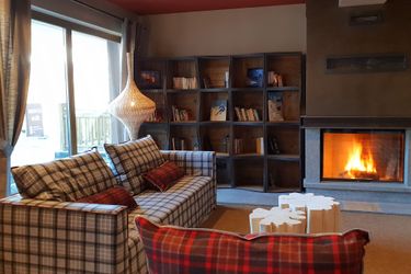 8-persoons bungalow Chic apartment 300 m from the ski lift in a mountain village