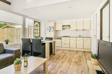 6-person holiday house HZE040