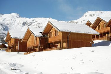 8-persoons bungalow Well-kept apartment in les Sybelles with 310 km. of slopes