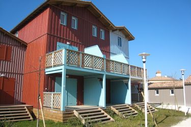 6-persoons bungalow Cozy apartment with dishwasher, near the port of Le Teich