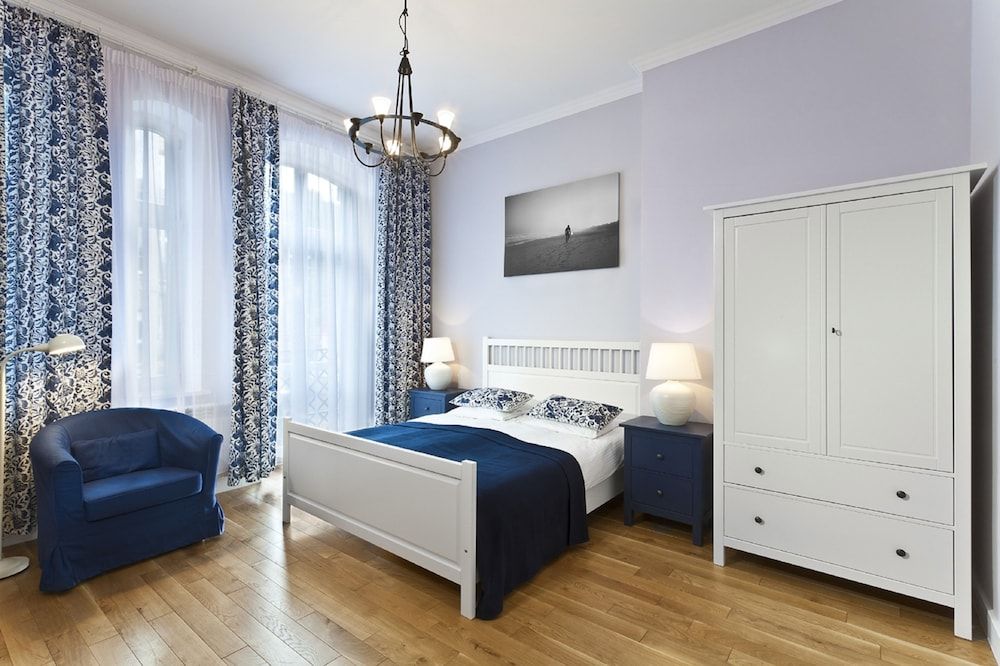 Apartamenty Pomara?czarnia