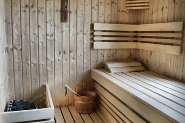 12-person group accommodation Wellness
