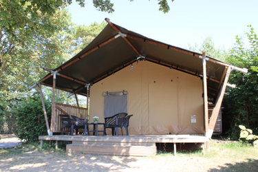 6-person Safari tent met badkamer