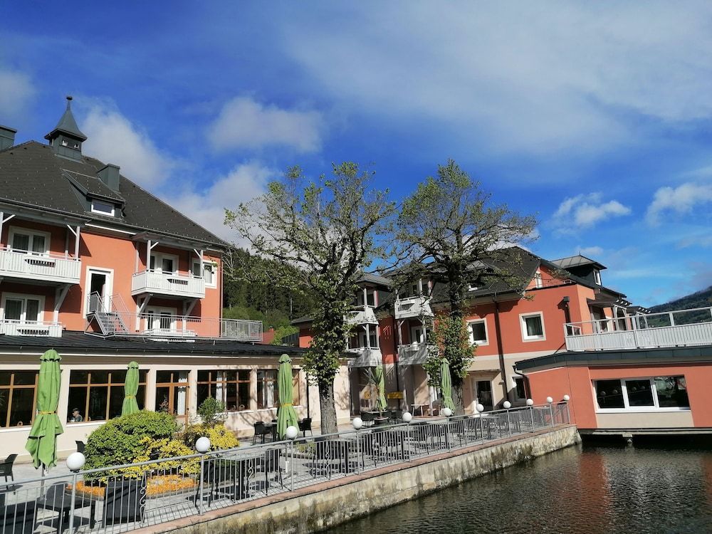 Strandhotel Burgstaller.